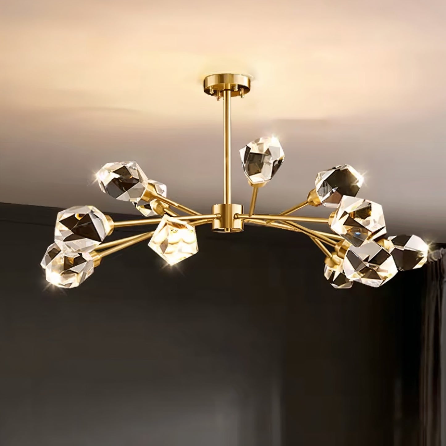 Lustre moderne doré à cristaux