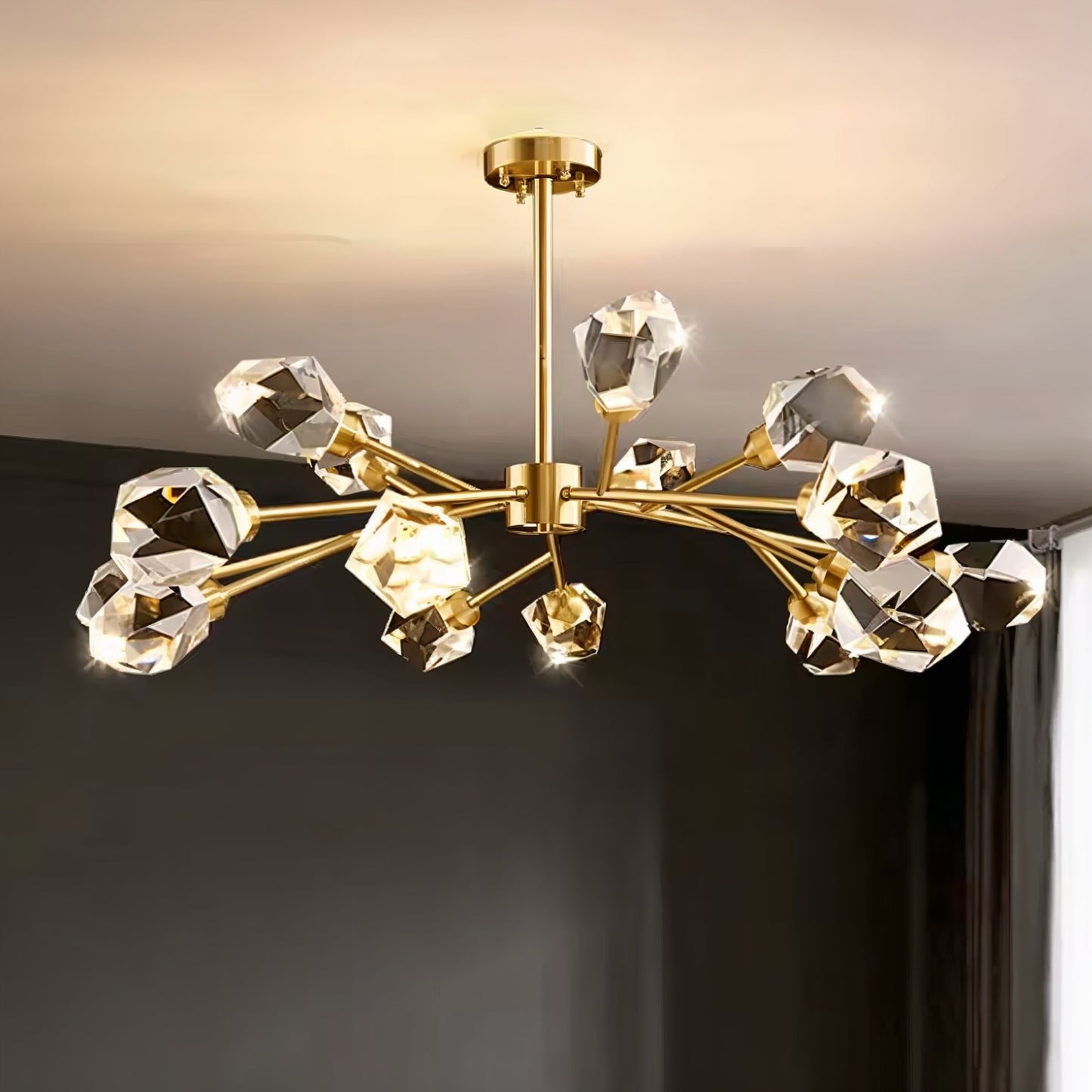 Lustre moderne doré à cristaux