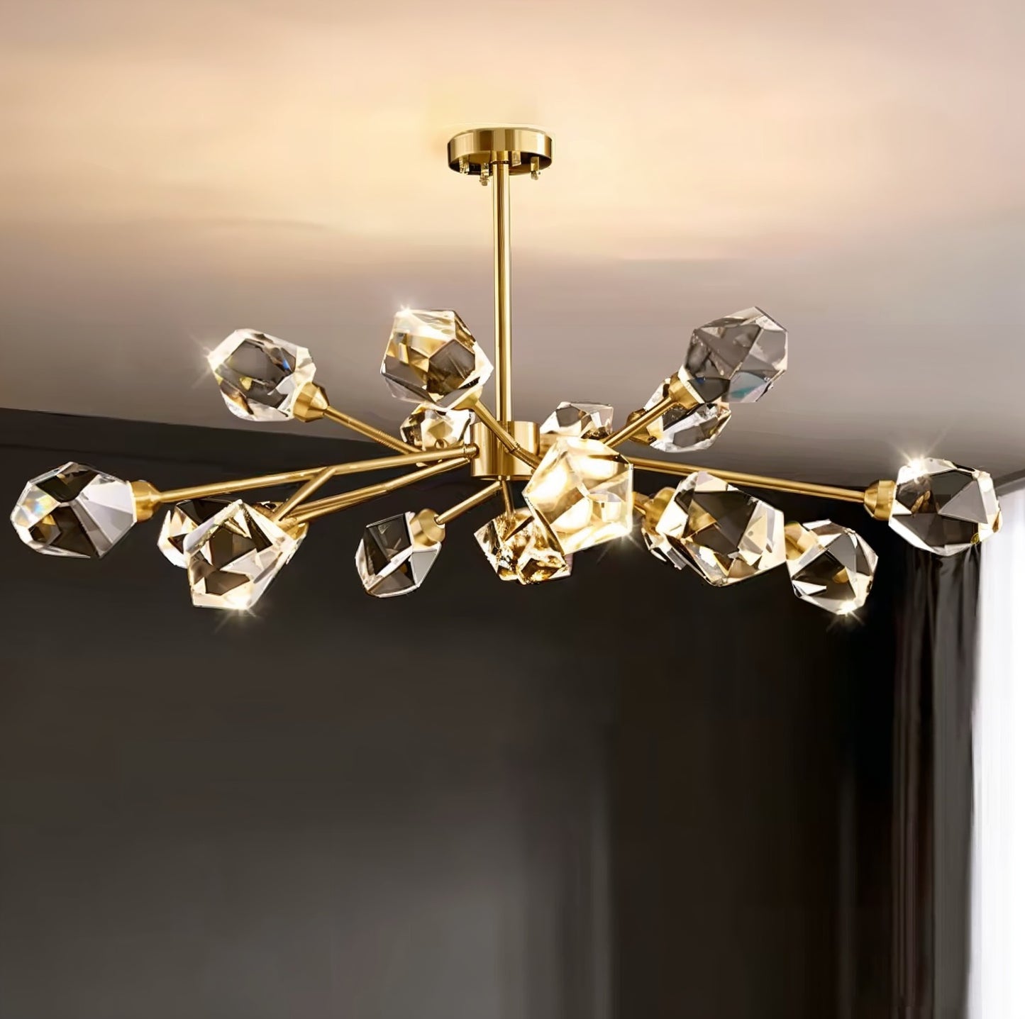 Lustre moderne doré à cristaux