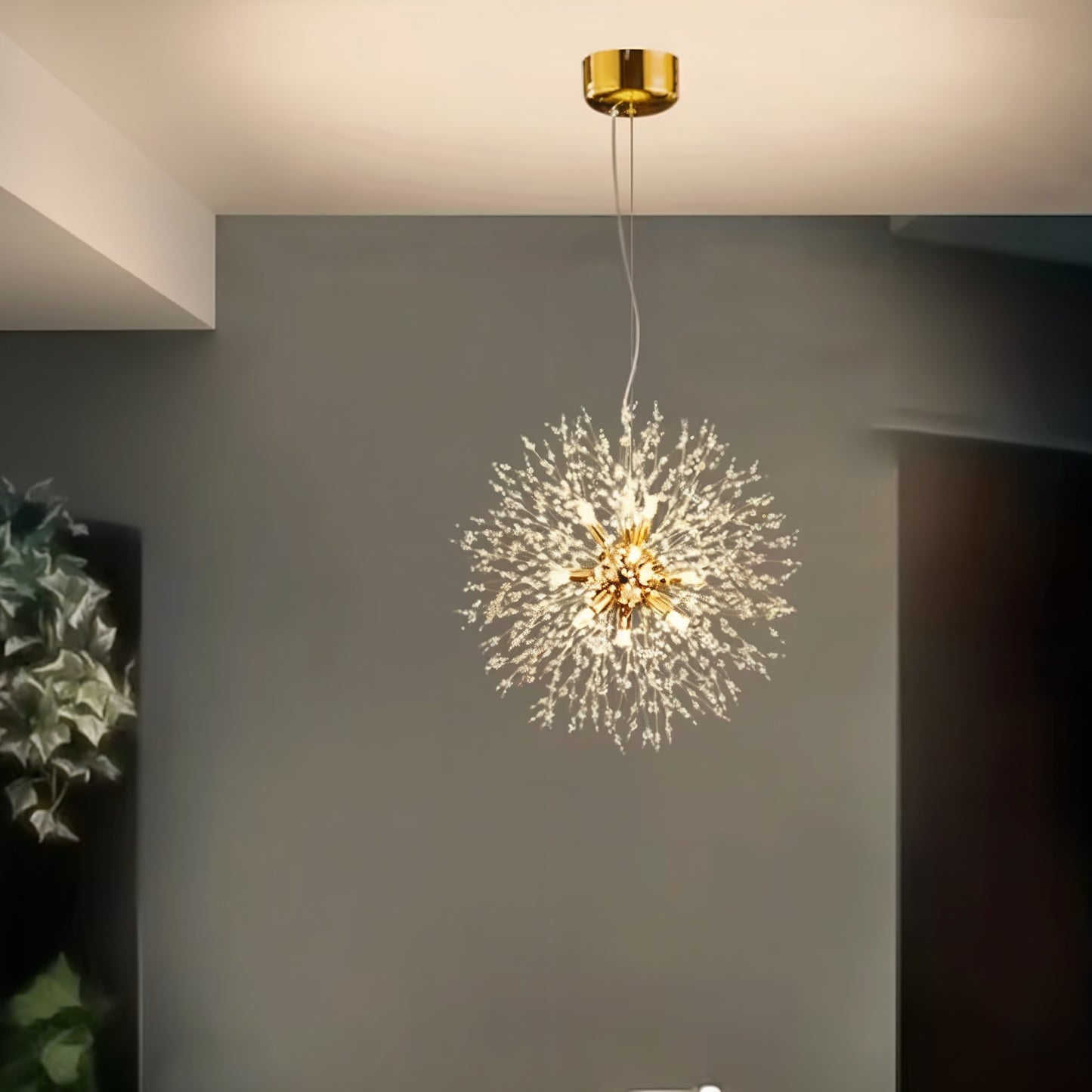Lustre Doré Et Cristal Pour Intérieurs