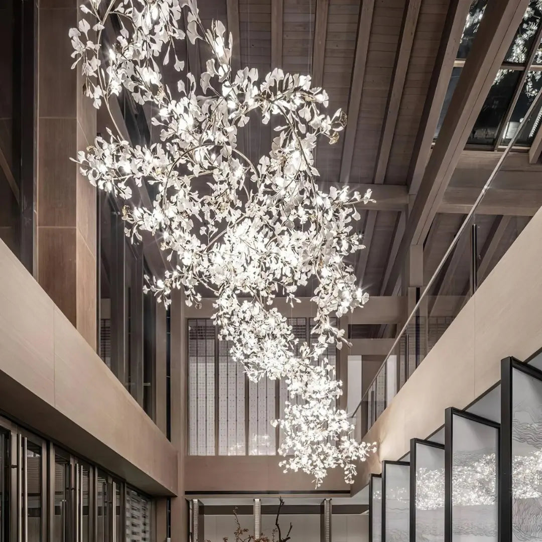 Suspension Florale En Métal Doré - Maison Lumina