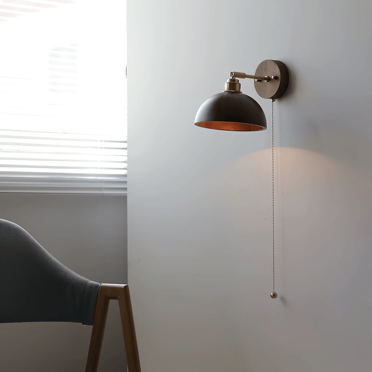 Arsole Applique Murale à Chaîne Laiton Élégance Traditionnelle - Neutralighting