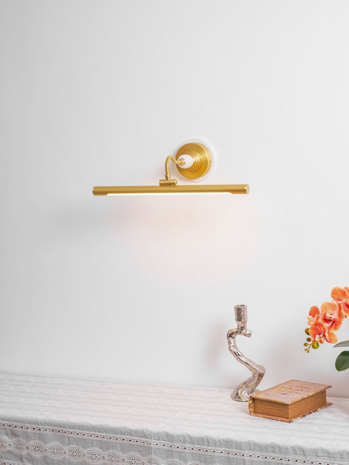 Stellar Applique Murale Linéaire Élégante - Neutralighting