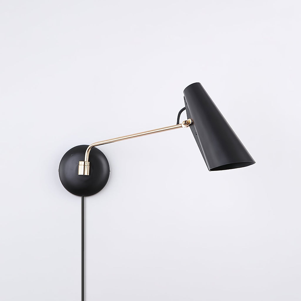 Izoren Elegance Birdy Plug-in Wall Lamp - Neutralighting