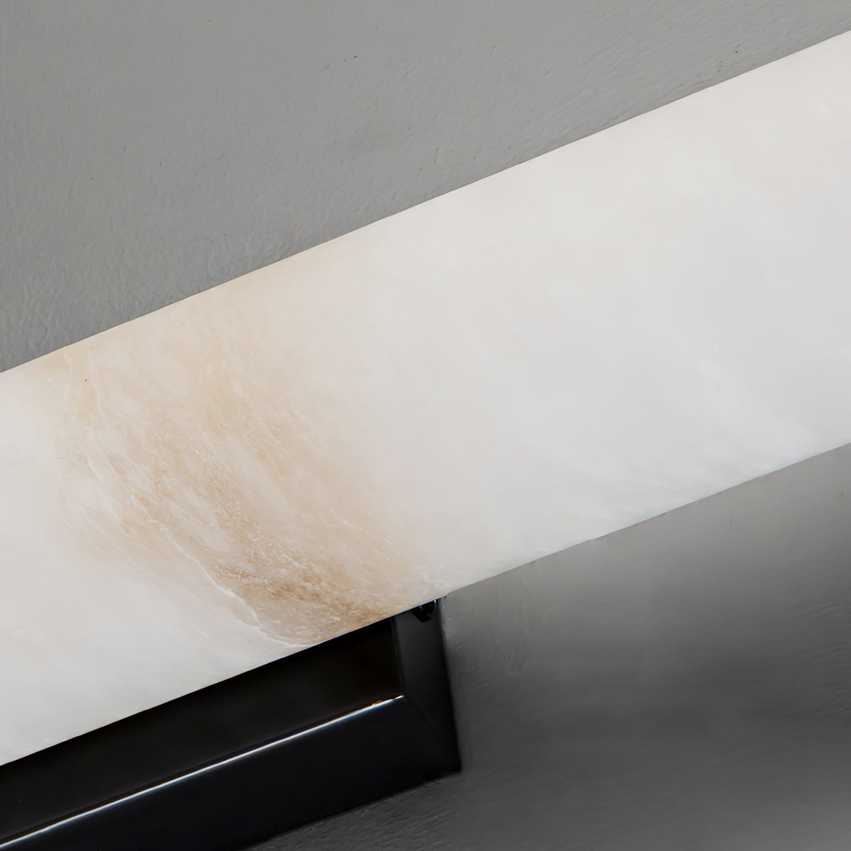 Arcus Lampe Murale Applique Style Élégant Minimaliste Moderne en Laiton et Albâtre - Neutralighting