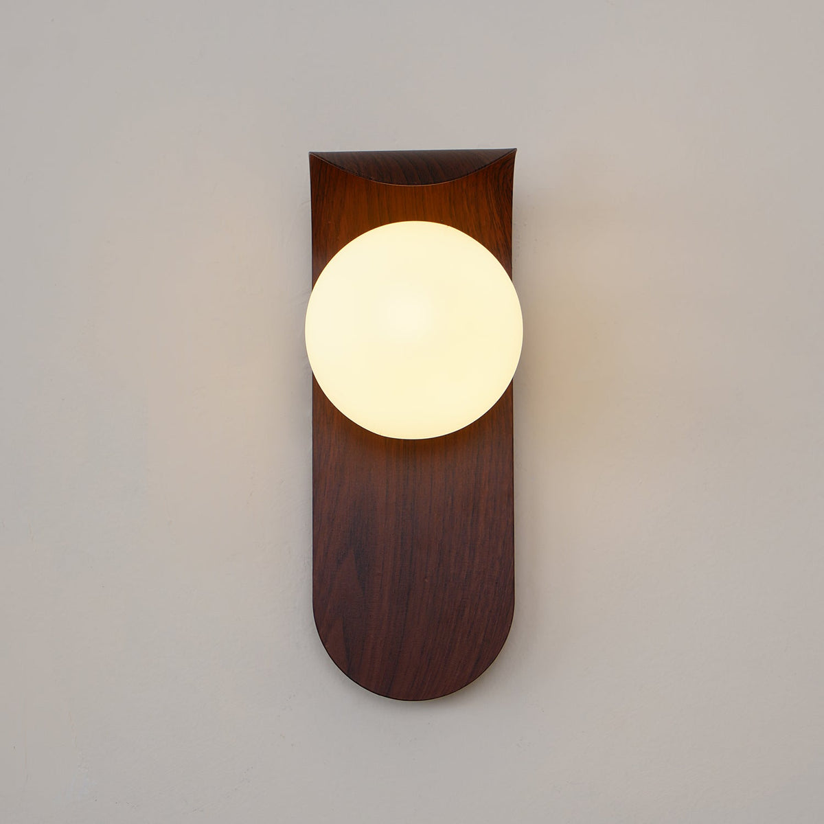 Exuro Applique Murale Intérieure en Bois / Noyer - Neutralighting