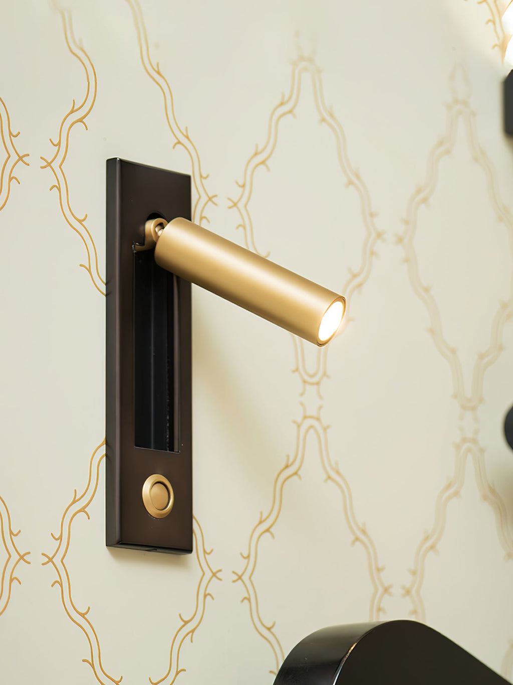 Embedded Bedside Sconce – detail 28