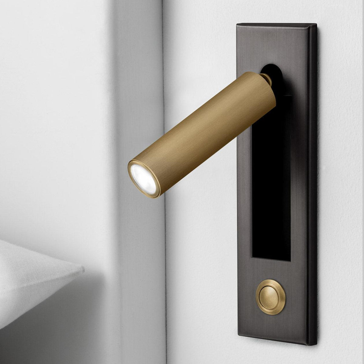 Embedded Bedside Sconce – detail 33