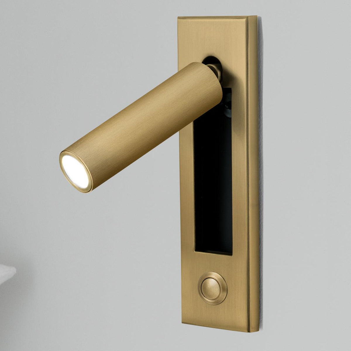 Embedded Bedside Plug-in Sconce – detail 33