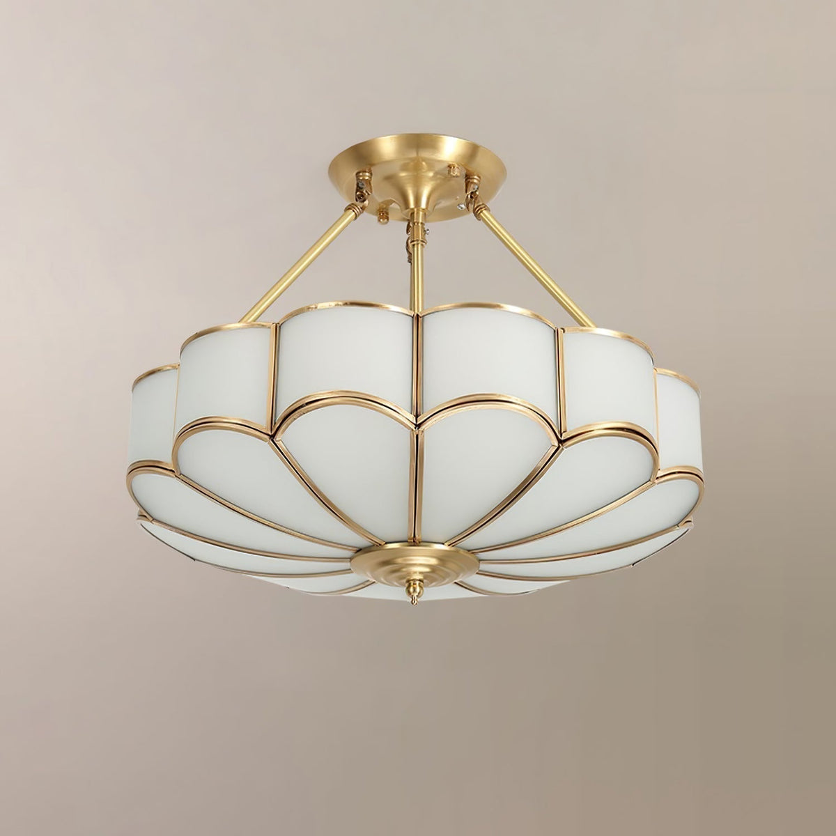 Solara Plafonnier en Verre Givré Pétale Laiton Art - Neutralighting