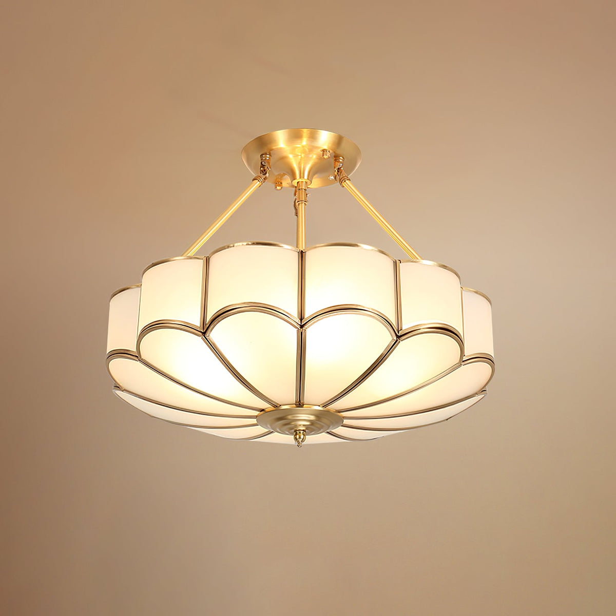 Solara Plafonnier en Verre Givré Pétale Laiton Art - Neutralighting