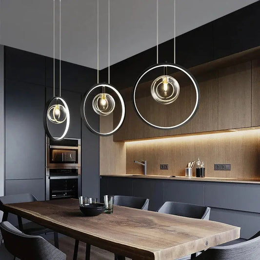 Suspension Moderne Avec Sphères en Verre - Maison Lumina