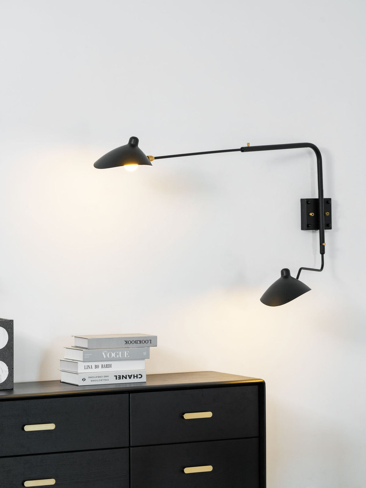 Lustra Applique Murale Élégante à Un Bras - Neutralighting