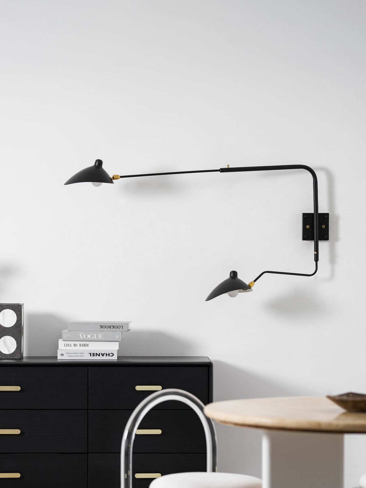 Lustra Applique Murale Élégante à Un Bras - Neutralighting