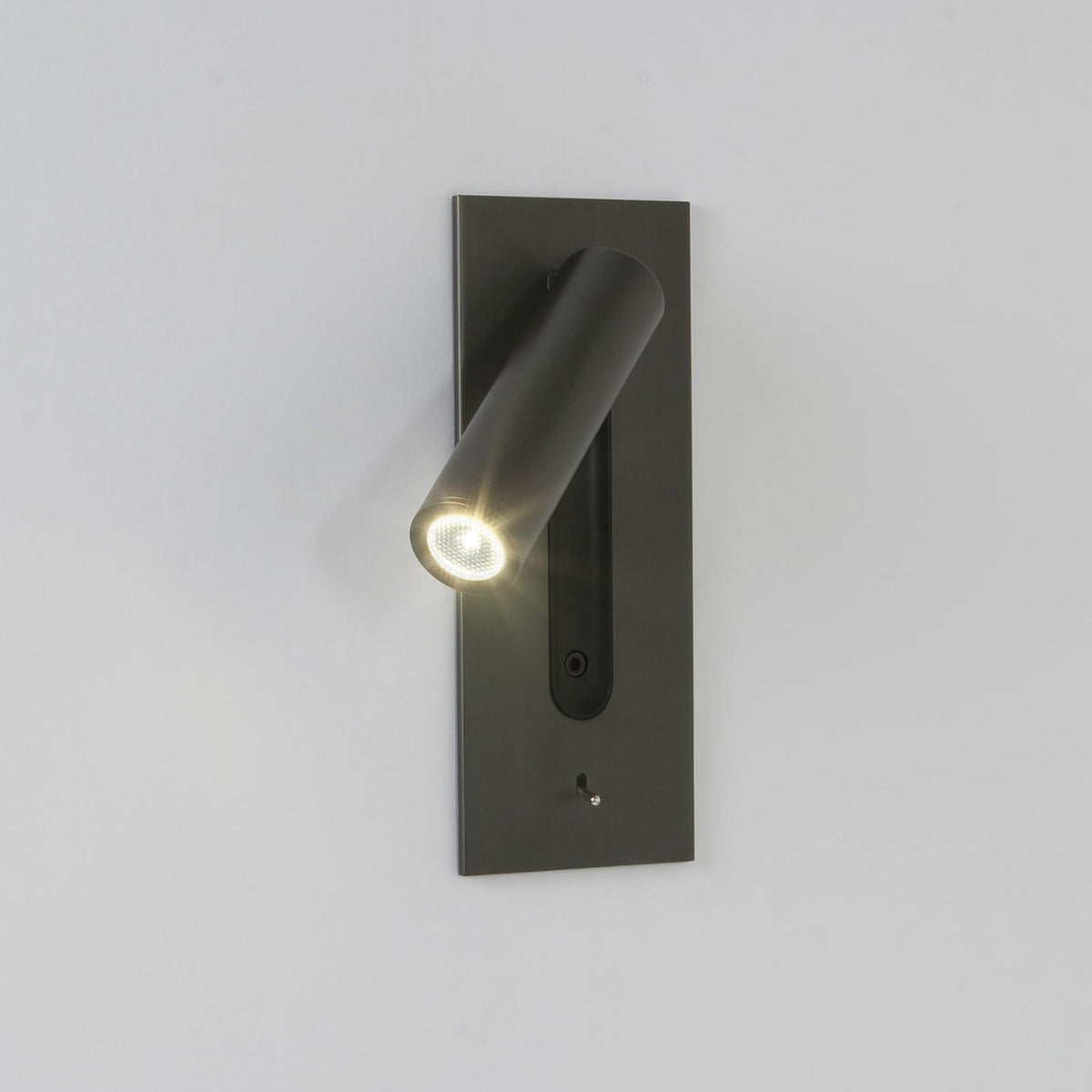 Aneko Applique Commuté LED Élégant Réglable - Neutralighting