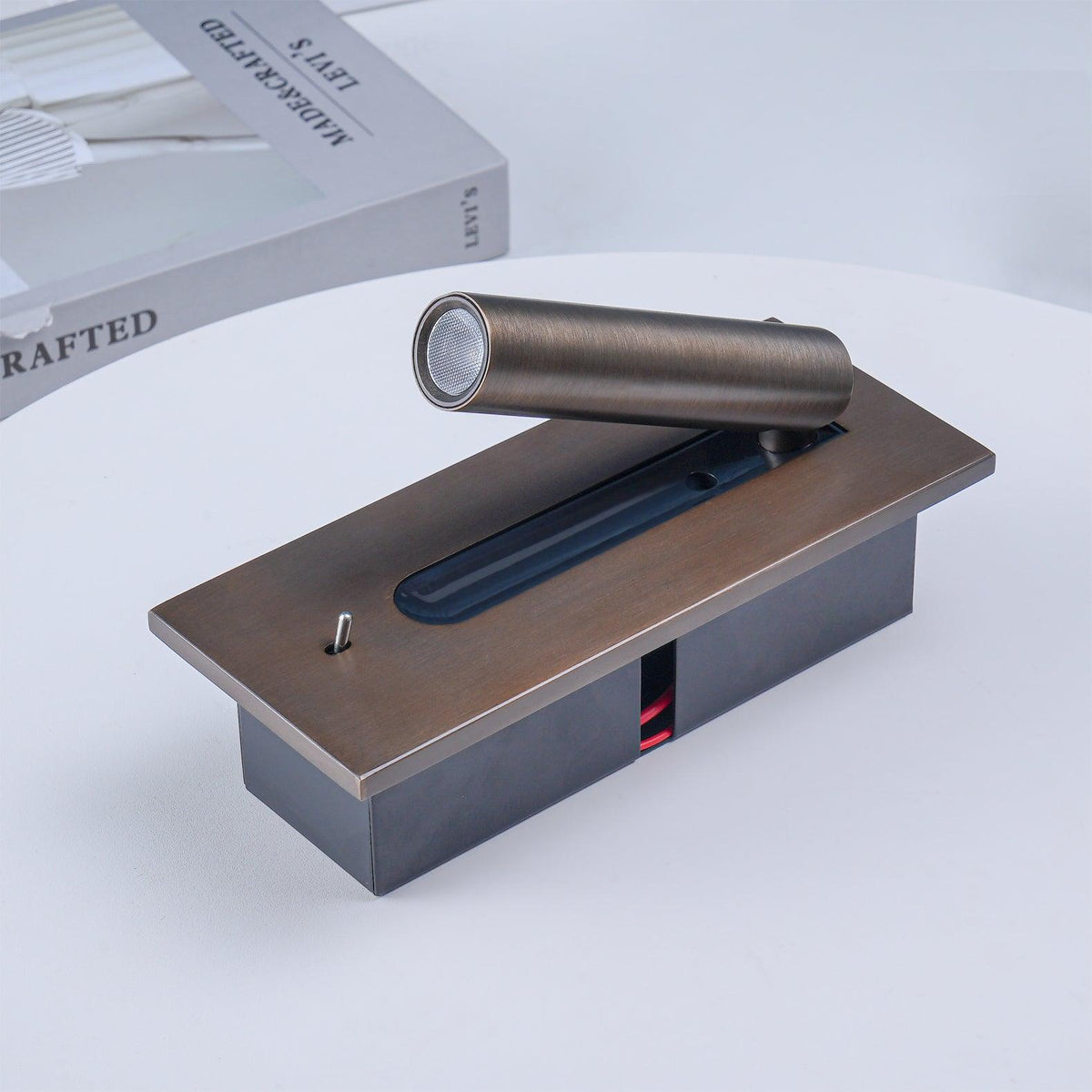Aneko Applique Commuté LED Élégant Réglable - Neutralighting