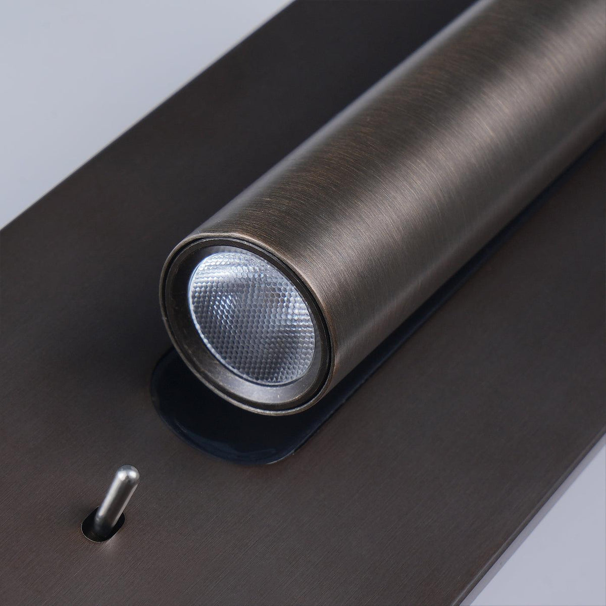 Aneko Applique Commuté LED Élégant Réglable - Neutralighting