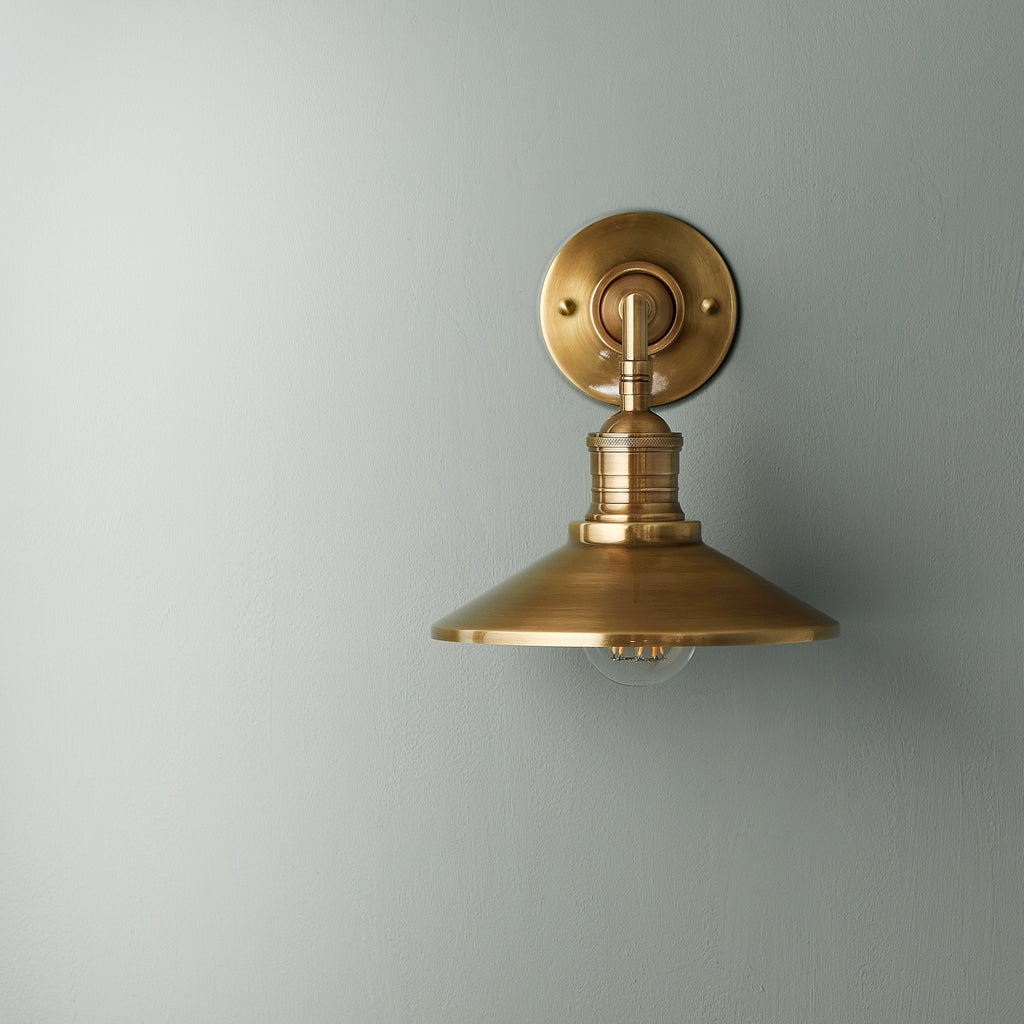 Isadora Applique Murale Intérieure en Laiton - Neutralighting
