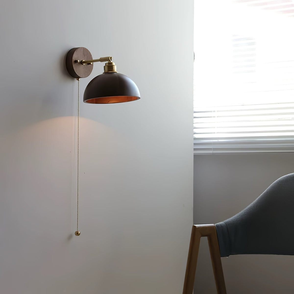 Arsole Applique Murale à Chaîne Laiton Élégance Traditionnelle - Neutralighting