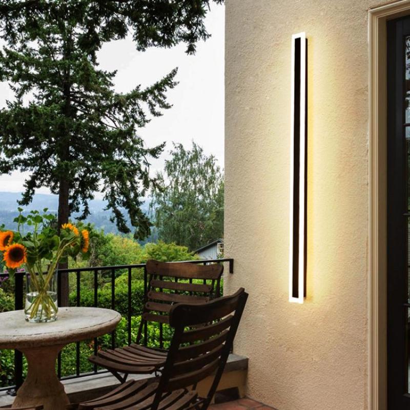 Vynn Applique Murale Extérieur Moderne Étanche LED Noir/Blanc - Neutralighting