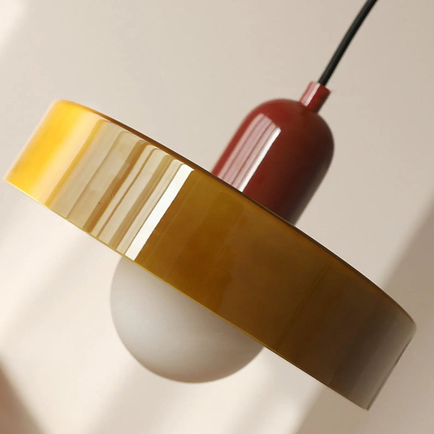 Lampe Suspendue en Verre Coloré - Maison Lumina
